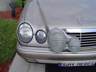 Illustration for article titled Good deeds and recommendations on headlight protectantÂ